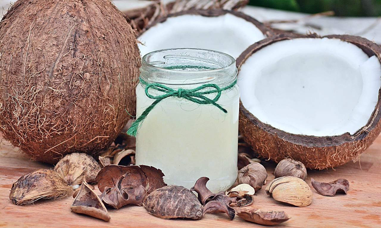 L'olio di cocco diventerà il tuo segreto di bellezza.